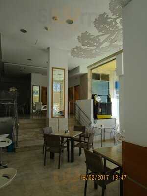 La Biznaga De Larios