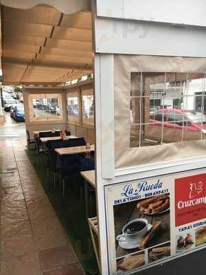 Cafetería Churrería La Rueda