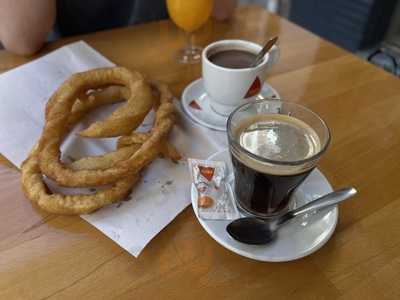 Cafetería Churrería La Rueda