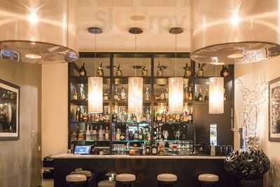 Bar Marfil By Murmuri