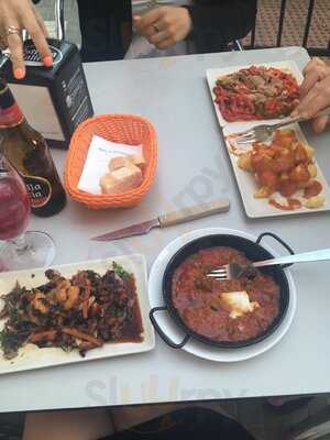 La Mona Tapas