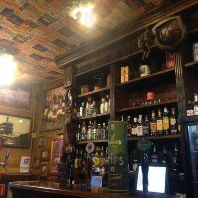 Rabbit Hole - Irish Bar