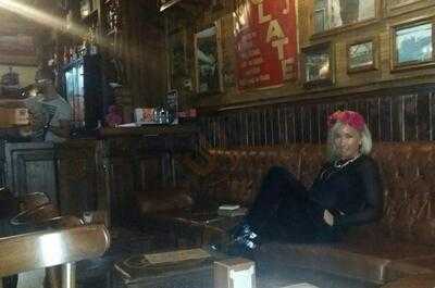 Rabbit Hole - Irish Bar