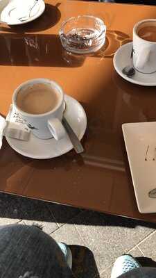 Mums Cafeteria/cerveceria Heladeria