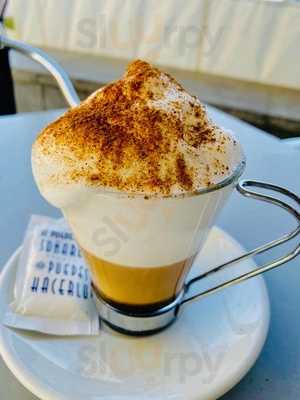 Mums Cafeteria/cerveceria Heladeria