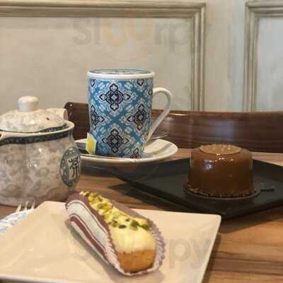 Cafetería Pastelería Zoya