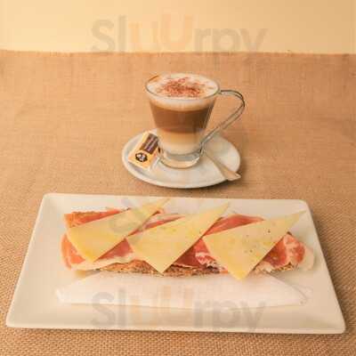 Panaderia Cafeteria Cristina Quintana