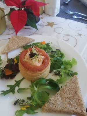 The Pint And Potato At Lills Lounge