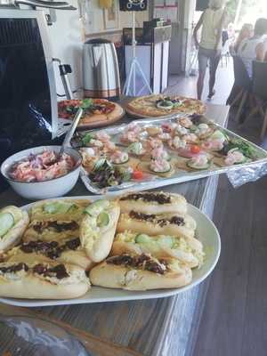 The Pint And Potato At Lills Lounge