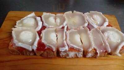 Los Cuñaos Taberna Tipica