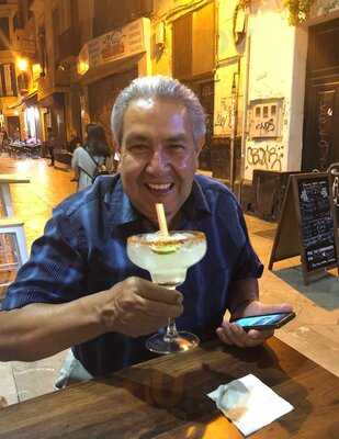 El Azteca Restaurante & Bar Mexicano