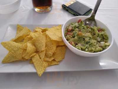 El Azteca Restaurante & Bar Mexicano