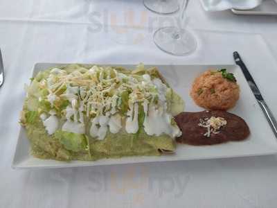 El Azteca Restaurante & Bar Mexicano