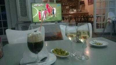 Los Molinillos, Bar Restaurante