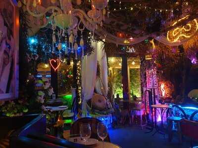 Coco's Secrets By Coco Vintage Market