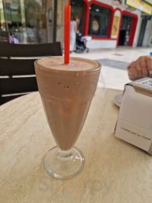 Milano Cafe Y Helado Gelateria