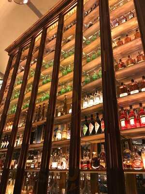 El Nacional - Barra De Vinos