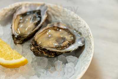 El Nacional - Barra De Vinos