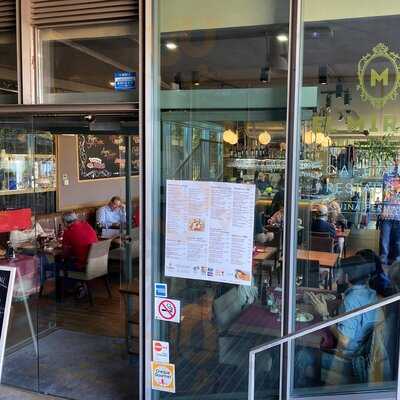 El Mirall Dels Encants