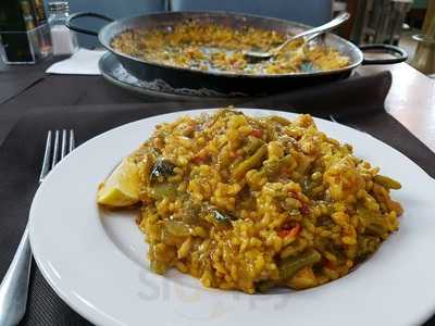 El Mirall Dels Encants