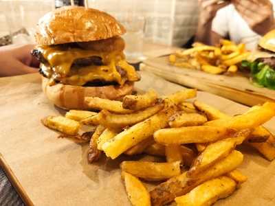 La Calle Burger Teatinos