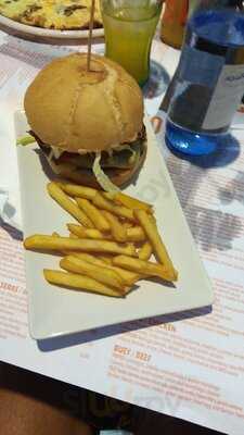 Pizzeria Burger El Papeo