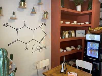 Terracotta Ceramics, Coffee & Bar