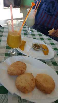 Together Café & Pets Spa