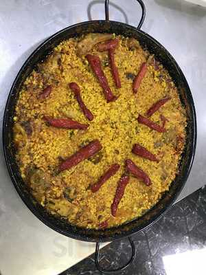 Asador De Pollos Edelweiss