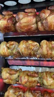 Asador De Pollos Edelweiss
