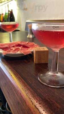 La Xampanyeria De Tuset