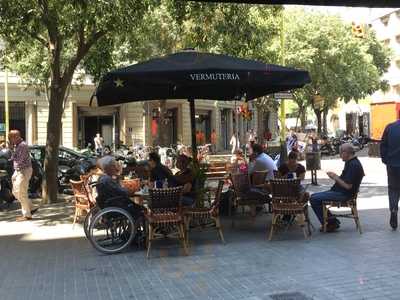 La Xampanyeria De Tuset