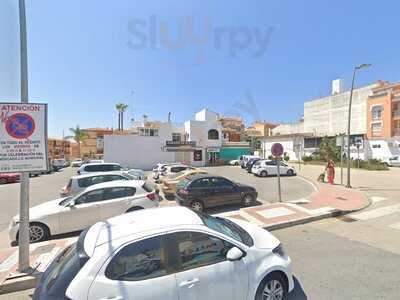 Pollo Negro - Asador De Pollos Y Comida Argentina