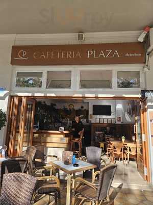 Cafeteria Plaza