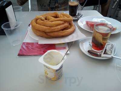 Cafeteria & Churreria Arunda