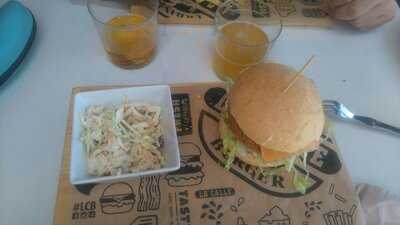 La Calle Burger Parque Del Oeste