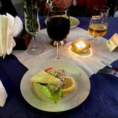 Galiano Café, Bar & Restaurante