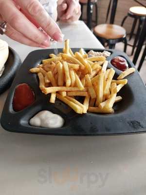 Cerveceria 100 Montaditos