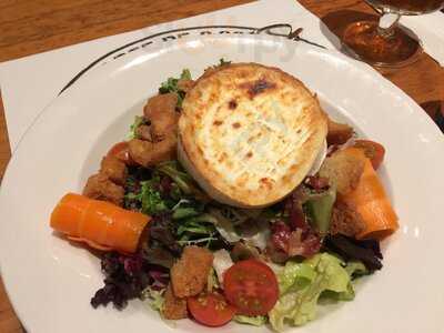 Casajuana Bar Restaurant - Photo 8