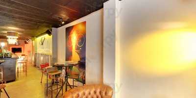 El Ciclista Cocktail Bar