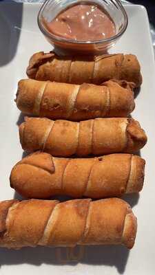 Janis Cafe Gourmet Bar