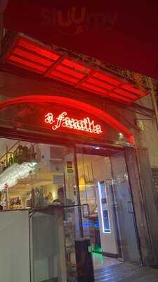 Bar La Familia