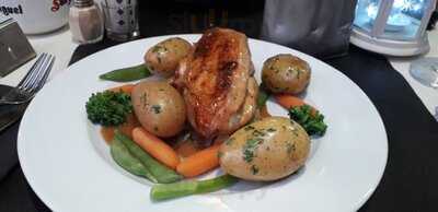 Kelly's Restaurant And Grill