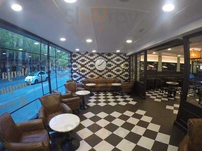 Viena València, 245