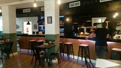 La Madriguera Torre Del Mar