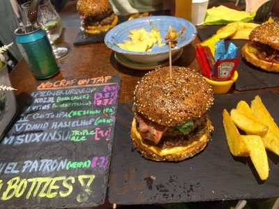 La Madriguera Torre Del Mar