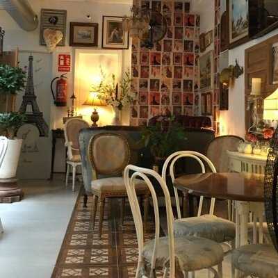 El Patio De Isabella