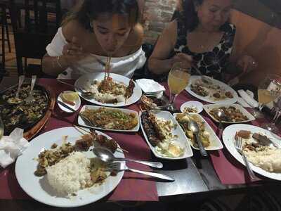 La Familia Del Raval