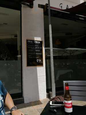 Garleen Vinos Y Tapas