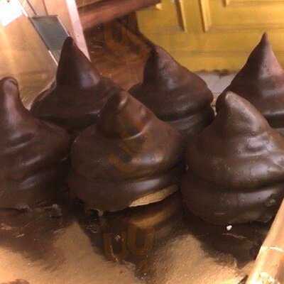 Don Eugenio Cafetería Pastelería Artesanal Argentina